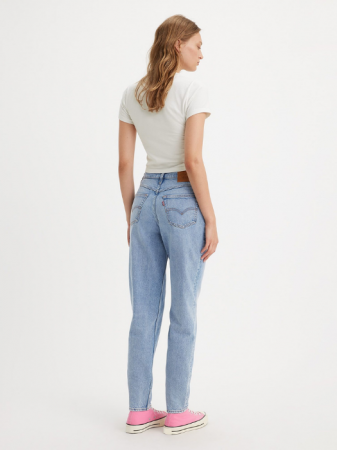 Levi's Женские Джинсы Светло-Синие 80S MOM Relaxed Tapered [2]
