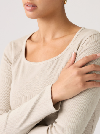 Толстовки - Levi's Женский Свитшот Кремовый Slim