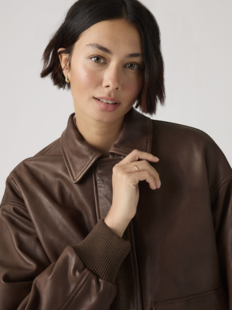 Geci si Jachete - Levi's Geaca Cafenie Standart Femei