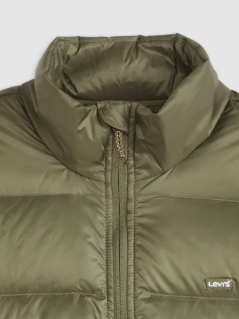 Geci si Jachete - Levi's Geaca Khaki Regular Femei