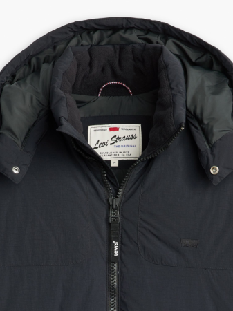 IMBRACAMINTE - Levi's Geaca Neagra Relaxed Barbati