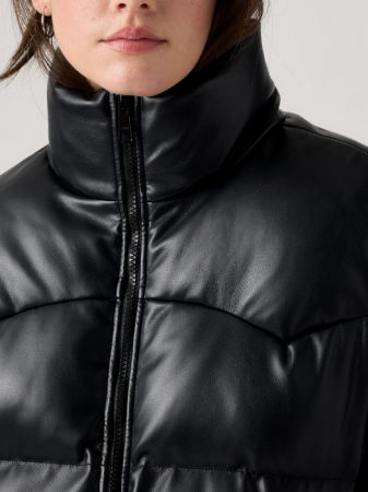 Geci si Jachete - Levi's Geaca Neagra Relaxed Femei