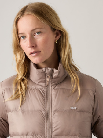 Geci si Jachete - Levi's Geaca Roz Deschis Regular Femei