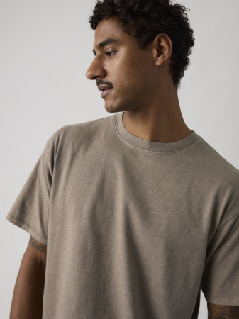 BARBATI - Levi's Tricou Bej Loose Barbati