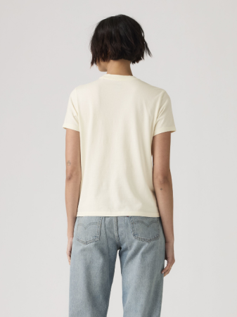 Tricouri si Topuri - Levi's Tricou Crem Regular Femei