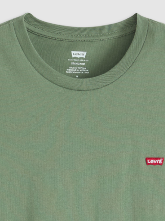 IMBRACAMINTE - Levi's Tricou Verde Regular Barbati