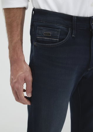 Mavi Blugi Indigo Hunter Regular Straight Barbati [6]