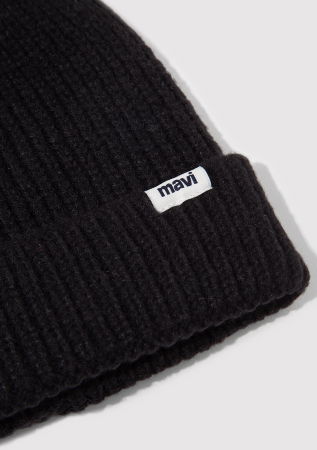 FEMEI - Mavi Caciula Neagra  Femei