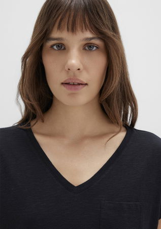 FEMEI - Mavi Tricou Negru Loose Femei