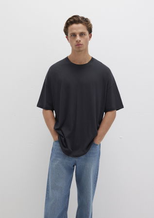 BARBATI - Mavi Tricou Negru Oversize Barbati