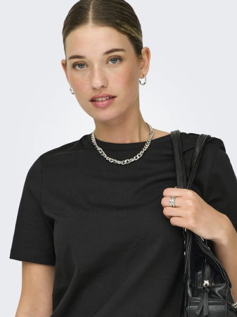 ЖЕНЩИНЫ - Only Женская Футболка Чёрная Regular