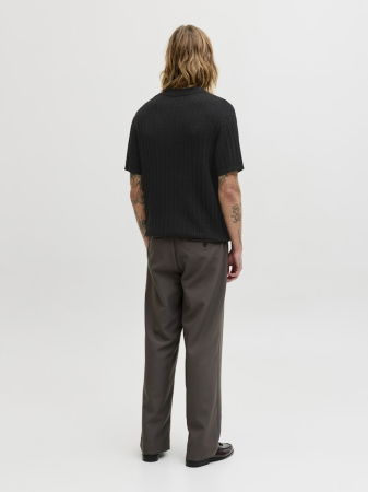 IMBRACAMINTE - Pulover Negru  Regular Barbati