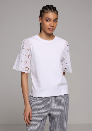 Tricouri si Topuri - Tricou Alb Femei