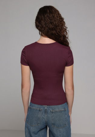 ЖЕНЩИНЫ - Женская Футболка Вишнево-Красная