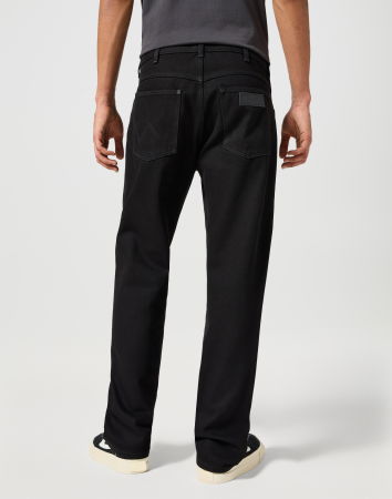 BARBATI - Wrangler Blugi Negri FRONTIER Relaxed Straight Barbati