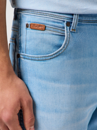 Straight - Wrangler Blugi Albastri Deschisi TEXAS Authentic Straight Barbati