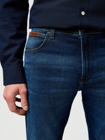 BARBATI - Wrangler Blugi Navy TEXAS SLIM Authentic Slim Barbati