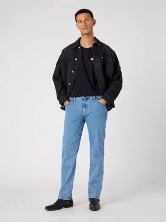JEANS - Wrangler Blugi Straight Good Shot Barbati