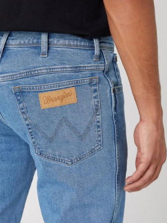 Straight - Wrangler Blugi Straight Good Shot Barbati