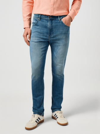 JEANS - Wrangler Blugi Albastri LARSTON Slim Tapered Barbati