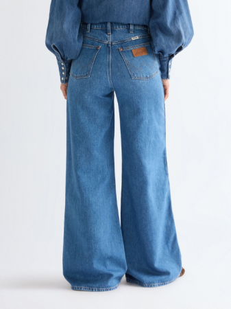JEANS - Wrangler Blugi Albastri Bottom Loose Femei
