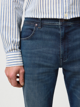 Regular - Wrangler Джинсы Marine Tint GREENSBORO Regular Straight