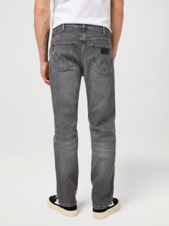 Straight - Wrangler Blugi Gri Deschis FRONTIER Relaxed Straight Barbati