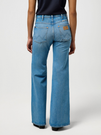 ЖЕНЩИНЫ - Wrangler Женские Джинсы Светло-Синие 70s Flare Flare - 499 Lei