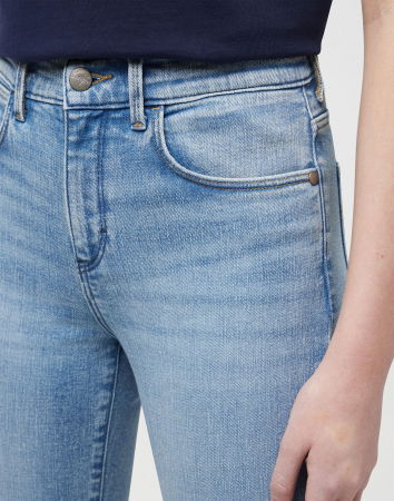 Bootcut - Wrangler Blugi Albastri Deschisi BOOTCUT Bootcut Femei