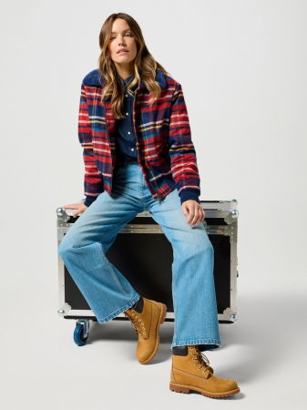 ДЖИНСЫ - Wrangler Женские Джинсы Terra Loose