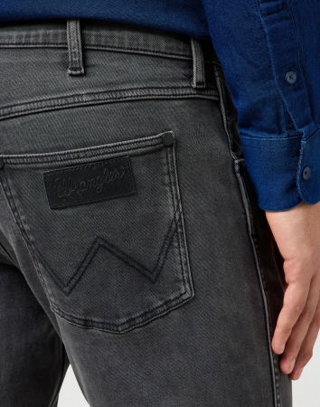 JEANS - Wrangler Blugi Gri Inchis GREENSBORO Regular Straight Barbati