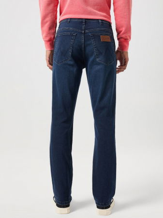 МУЖЧИНЫ - Wrangler Мужские Джинсы Wild Horse Slim
