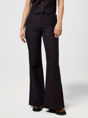 IMBRACAMINTE - Wrangler Pantaloni Maro Inchis Flare Femei