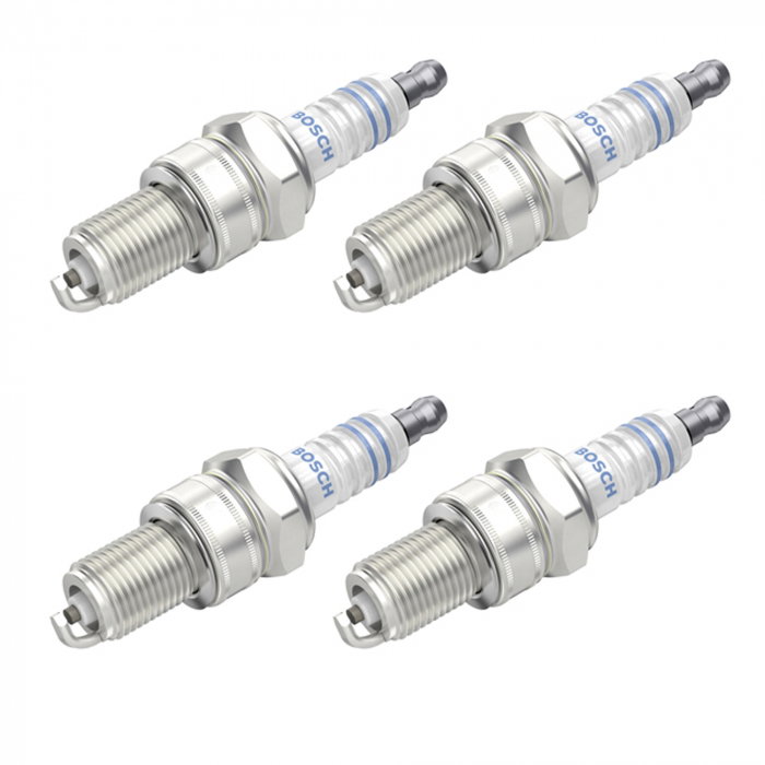 Set 4 bujii scanteie Bosch pentru VW Jetta, Scirocco, Passat, Polo, Golf, T3, Mitsubishi Colt, Lancer, Galant, Eclipse [1]