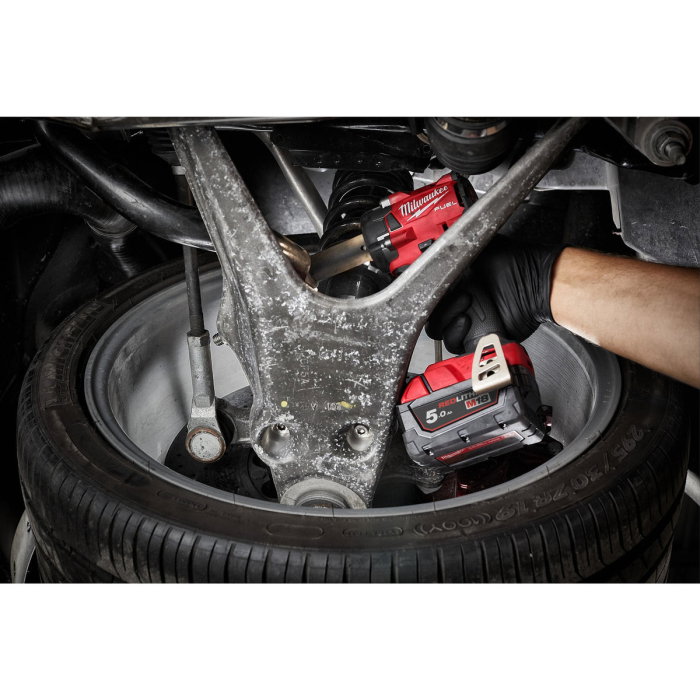 Cheie de impact Milwaukee 1/2″ 339Nm 18V M18FIW2F12-502X, M18 FUELtm compacta cu inel de fixare, cod 4933478444, 2 x M18 B5 acumulator, M12-18 FC incarcator, cutie HD [4]