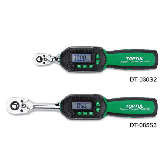 Cheie dinam digitala maner scurt 1/2" 6,8~135 Nm 380mm lungime [1]