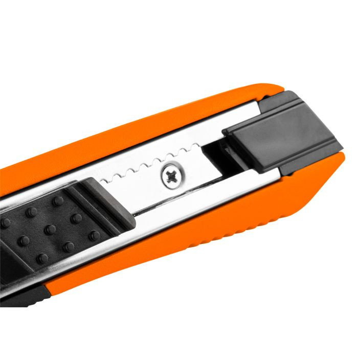 Cutter cu lama retractabila 18 mm [3]