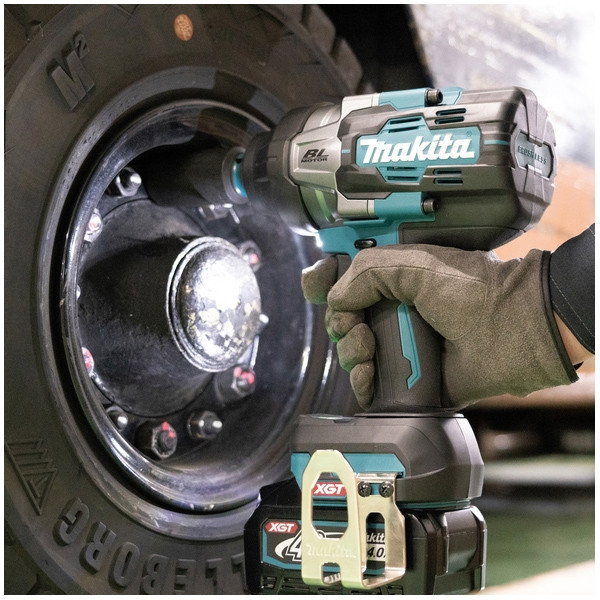 Masina de insurubat cu impact cu 2 acumulatori, Li-Ion, 40 V, 4 Ah, patrat 1/2 inch, 1700 Nm, M12-M36, valiza speciala [2]