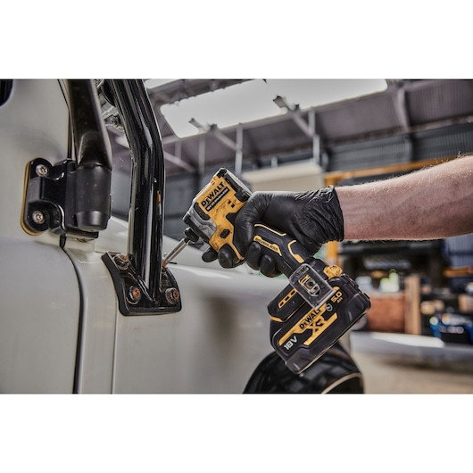 Surubelnita de impact compacta fara perii de 18 V XR - Unitate goala [6]