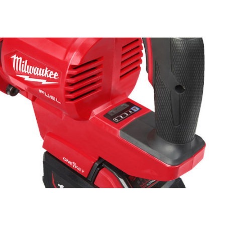 Cheie de impact 1″ ONE-KEYtm M18 FUELtm cu maner-D, cuplu ridicat, inel de fixare si gat lung cu un acumulator Forge M18FB12 de 18V cu 12Ah,incarcator rapid M12-18FC in valiza de transport Kitb [1]