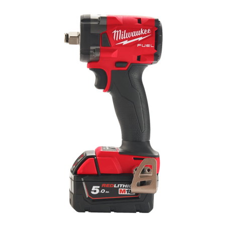 Pistol impact (Scule electrice) - Cheie de impact Milwaukee 1/2″ 339Nm 18V M18FIW2F12-502X, M18 FUELtm compacta cu inel de fixare, cod 4933478444, 2 x M18 B5 acumulator, M12-18 FC incarcator, cutie HD
