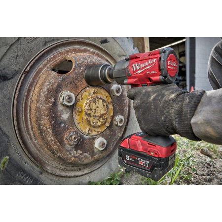 Cheie de impact Milwaukee 1/2″ 745Nm 18V M18FMTIW2F12-502X, M18 FUEL, , 2 x M18 B5 acumulator, M12-18 FC incarcator, cutie HD [2]
