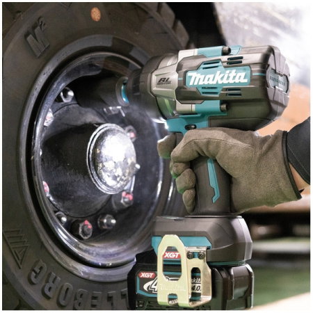 Masina de insurubat cu impact cu 2 acumulatori, Li-Ion, 40 V, 4 Ah, patrat 1/2 inch, 1700 Nm, M12-M36, valiza speciala [1]
