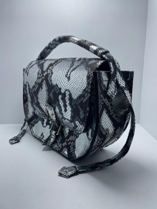 Geantă unicat snake silver-albastru handmade Atelier Edition vedere frontală – Azure Shadow Titi Valenti [6]