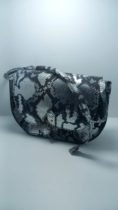 Geantă unicat snake silver-albastru handmade Atelier Edition vedere frontală – Azure Shadow Titi Valenti [11]