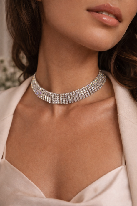 Colier Amelia tip Choker cu strasuri multiple, la baza gatului [2]