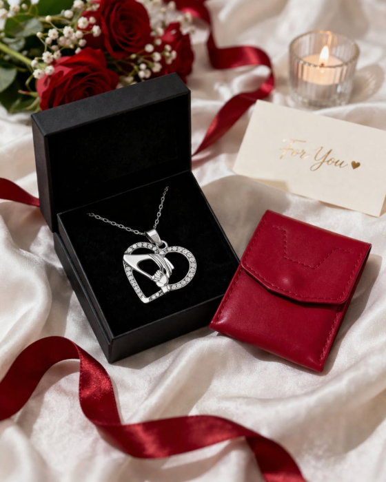 Set Love Gift Portcard Rosu Handmade Si Colier [3]