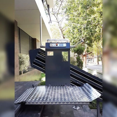 Lifturi pentru persoane cu dizabilitati - Lift / platformă inclinata pentru persoane cu dizabilități, 5 metri lungime | TRS-901-500