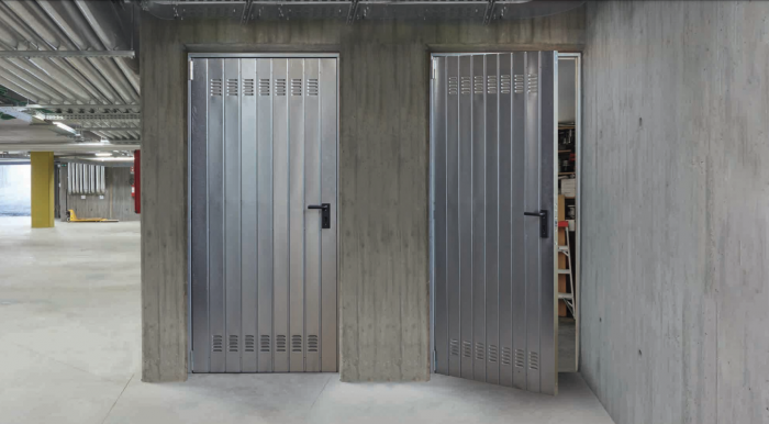 Pachet 18 x Usa metalica CLUB otel galvanizat reversibila - nevopsita [5]
