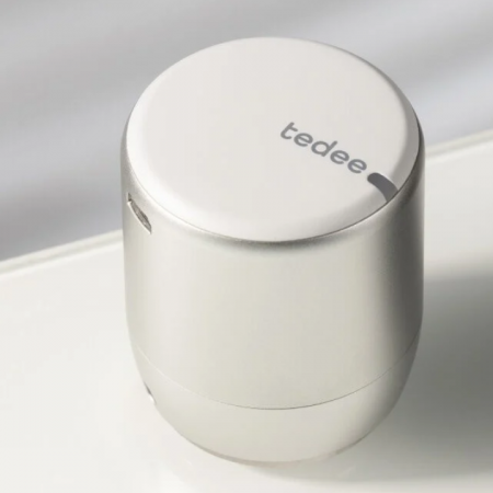 Incuietoare SMART motorizata Tedee PRO - Silver [1]